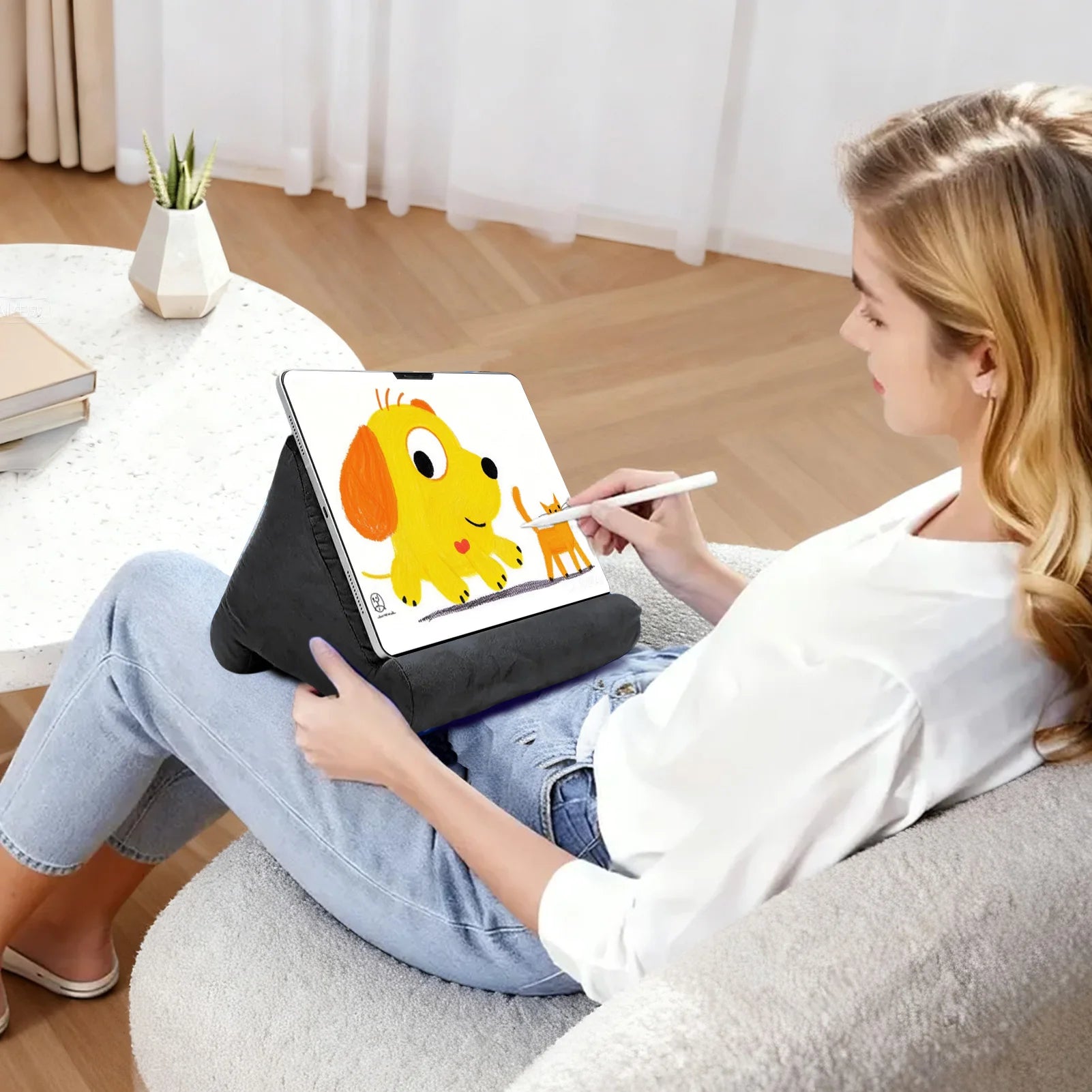 LazyFlo™ – Tablet Rest Pillow